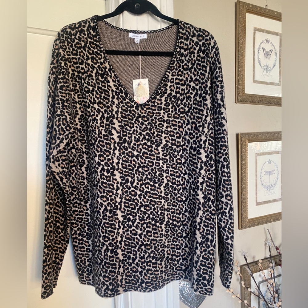 NWT Johnny Was Cashmere + Wool Blend Leopard Pullover. XL.